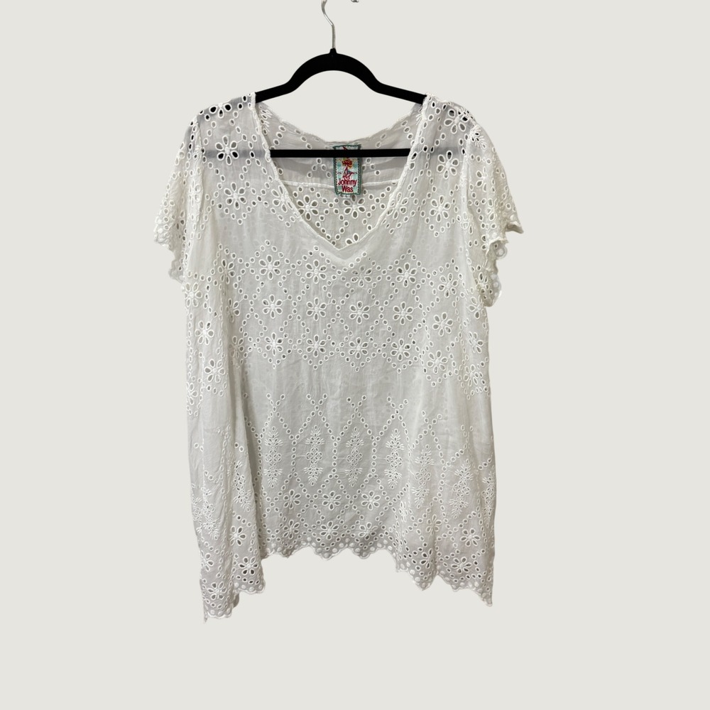 Johnny Was Eyelet Tunic Top White Floral Size L Boho Cottage Flowy Cupra Rayon